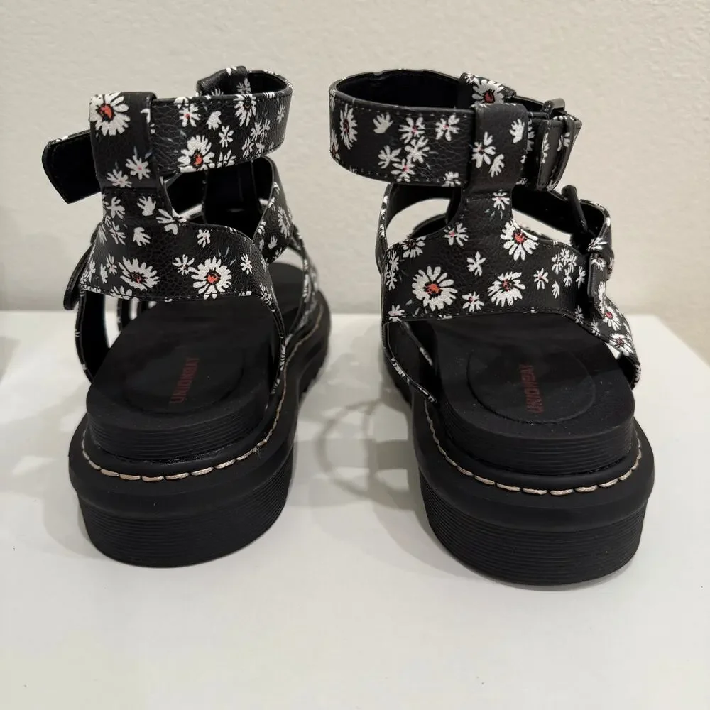 Union Bay Downtown Gladiator Blk/Wht Floral Strappy Chunky Sandals Womens Sz 10M